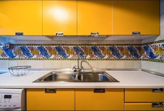 Apartamento En Un Dormitorio En Plaza Alfaro Siviglia Esterno foto