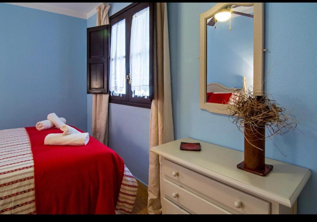Apartamento En Un Dormitorio En Plaza Alfaro Siviglia Esterno foto