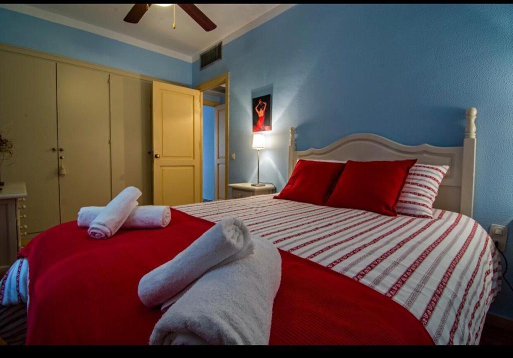 Apartamento En Un Dormitorio En Plaza Alfaro Siviglia Esterno foto